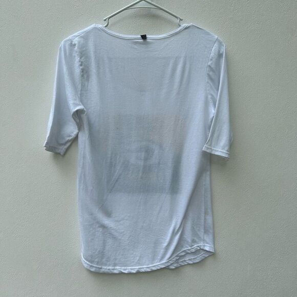 Green Bay Packers Women’s Graphic T-Shirt White Scoop Neck Size Small - Picture 2 of 4
